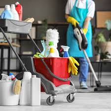 Valymo įrankiai ir priedai